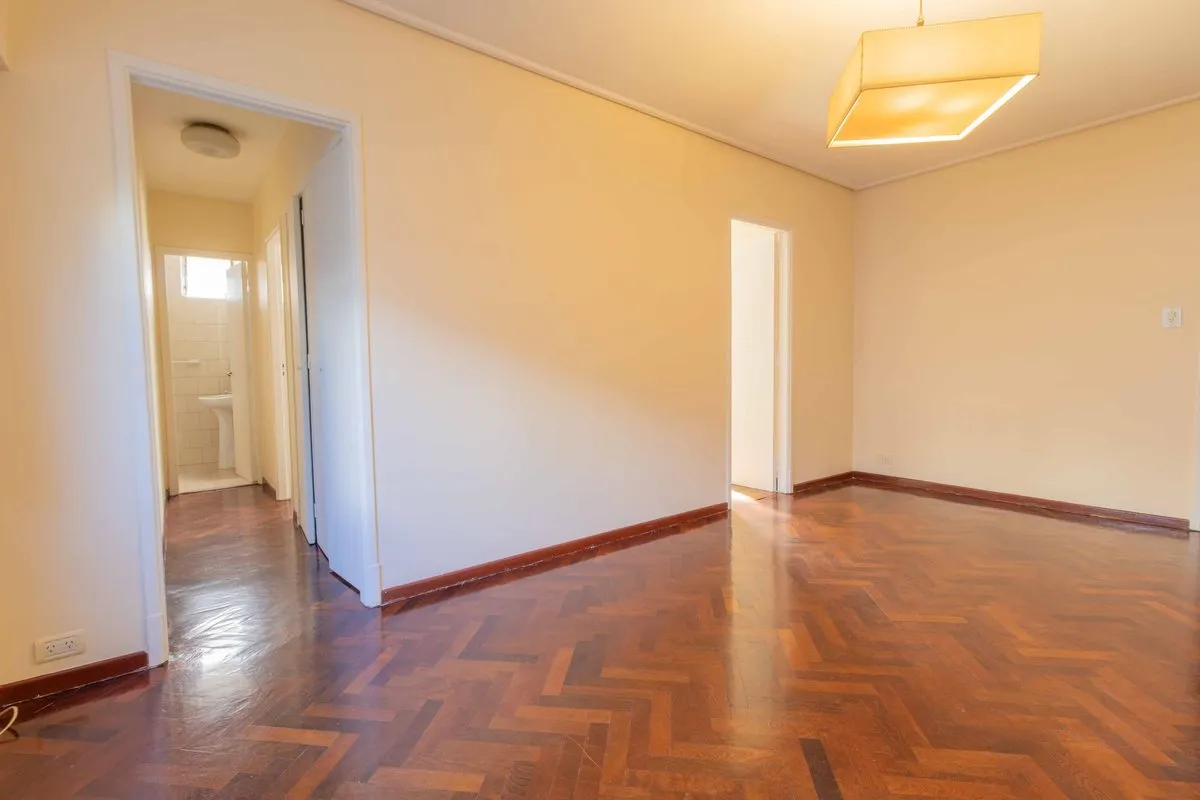 Apartamento de três ambientes com 2 quartos em Parque Chas