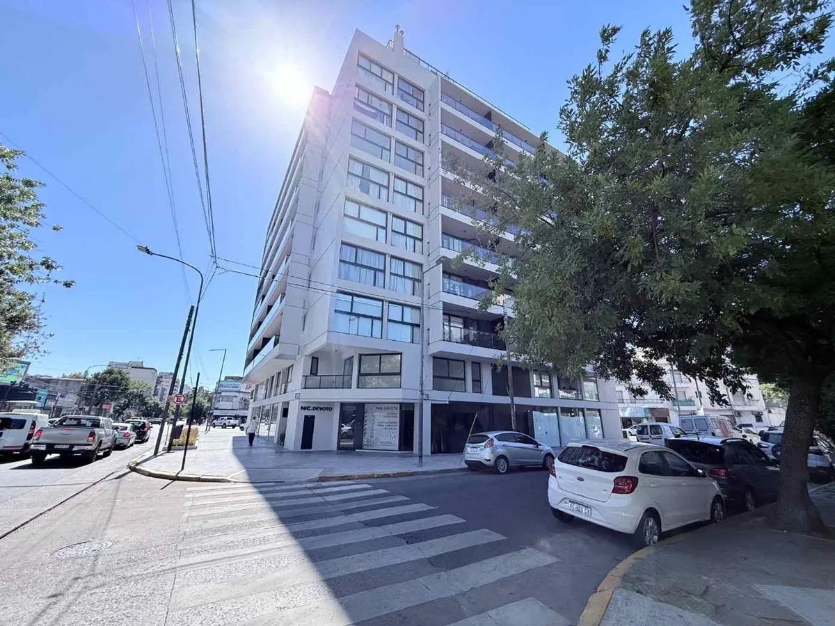 Двухкомнатная квартира с балконом в Villa Devoto