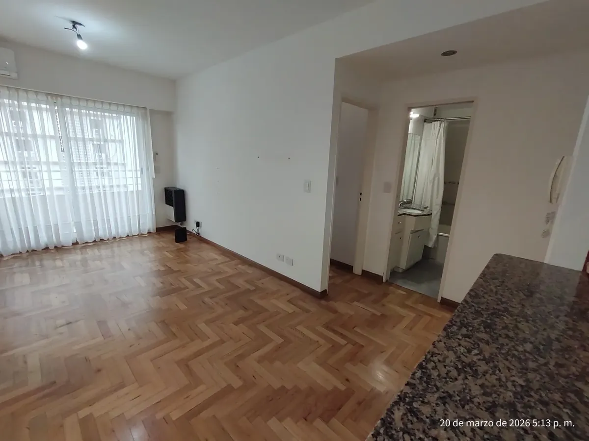 Two-room apartment with balcony in Villa Urquiza