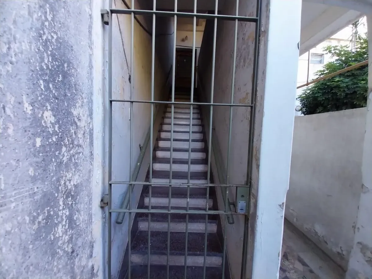 Two-room apartment with covered parking in Villa Martelli