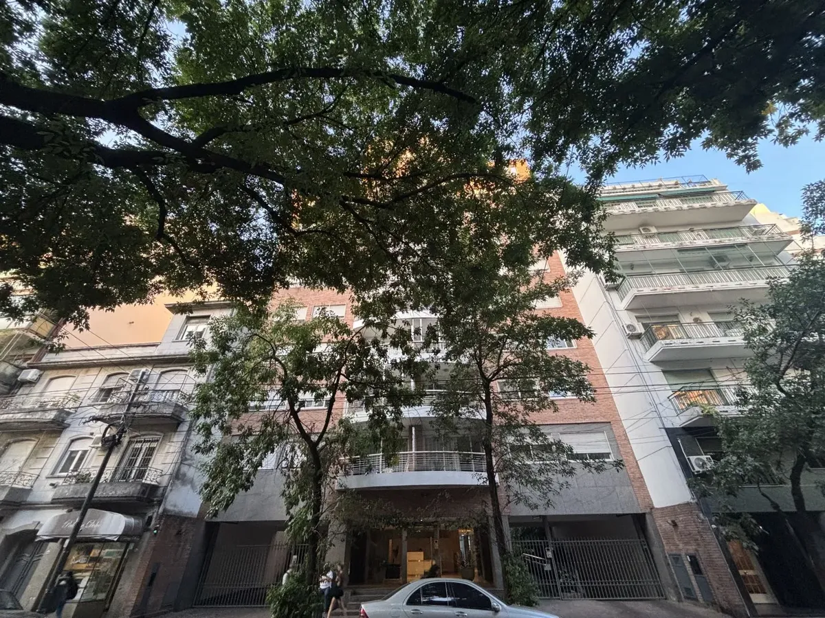 Apartamento de dois ambientes com varanda em Palermo