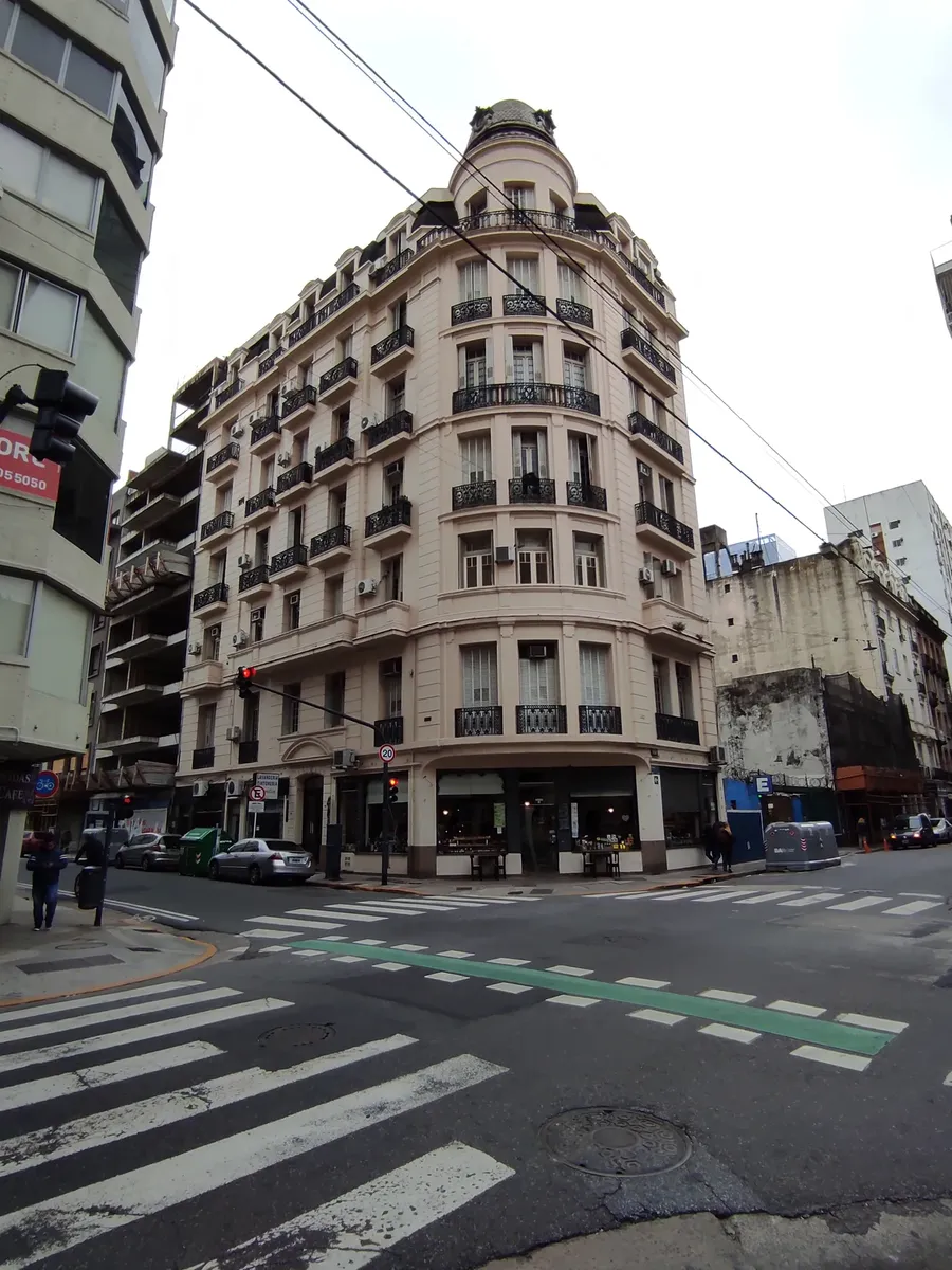 Квартира с 3 спальнями в San Nicolás (5 комнат)