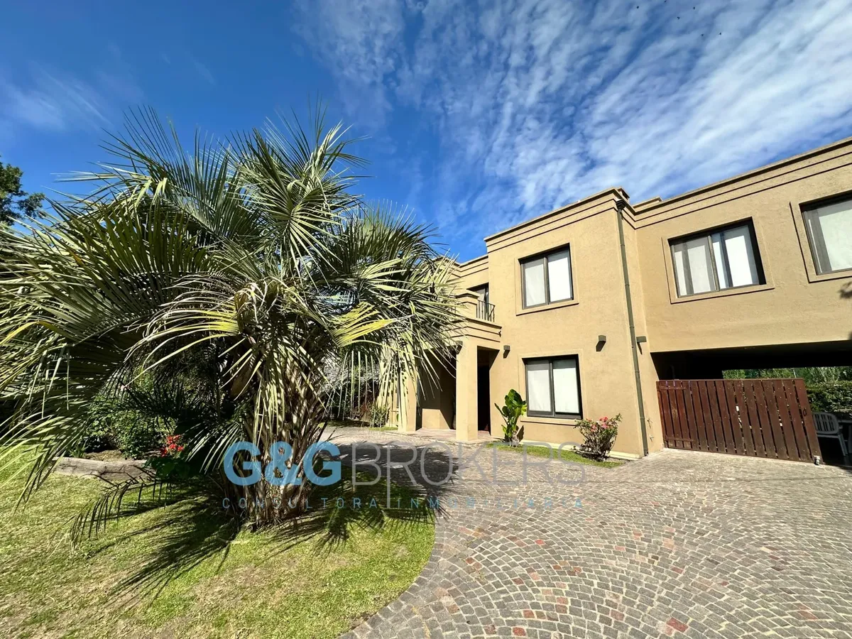 Casa en alquiler en Altos del Sol, Ituzaingó