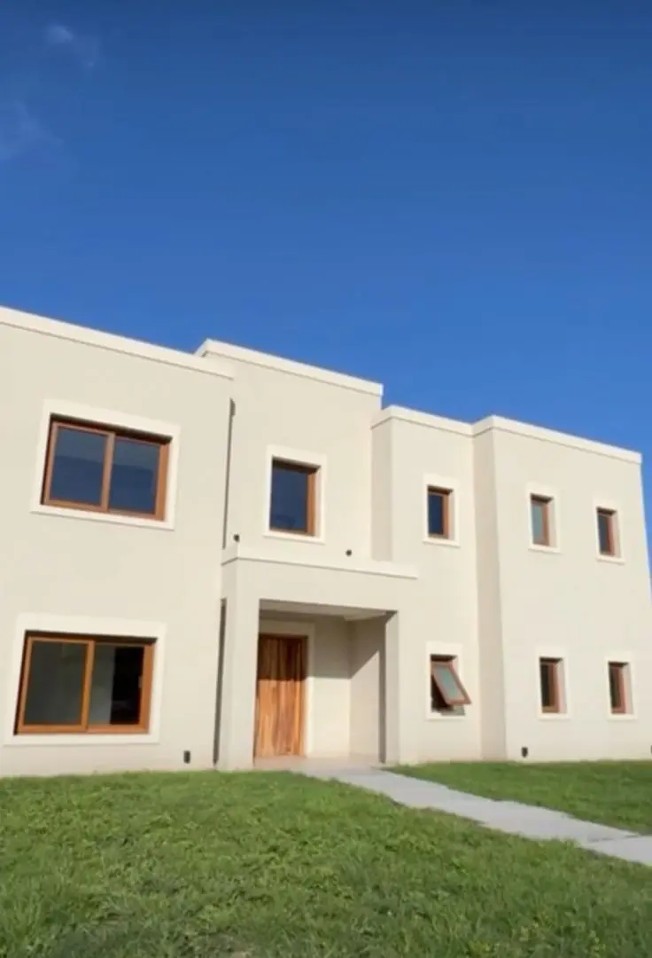 Two-storey house for rent in Canning