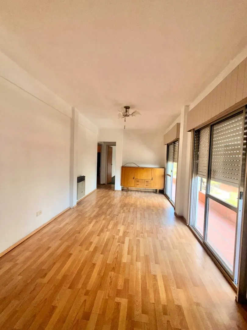 Alquiler Departamento Tres Ambientes En San Miguel