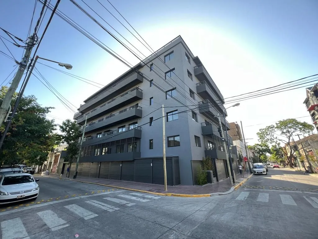 Departamento de 2 ambientes con cochera en San Fernando