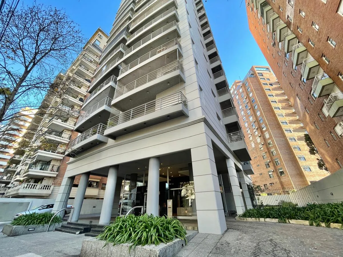 Departamento de 2 dormitorios con cochera en Vicente López