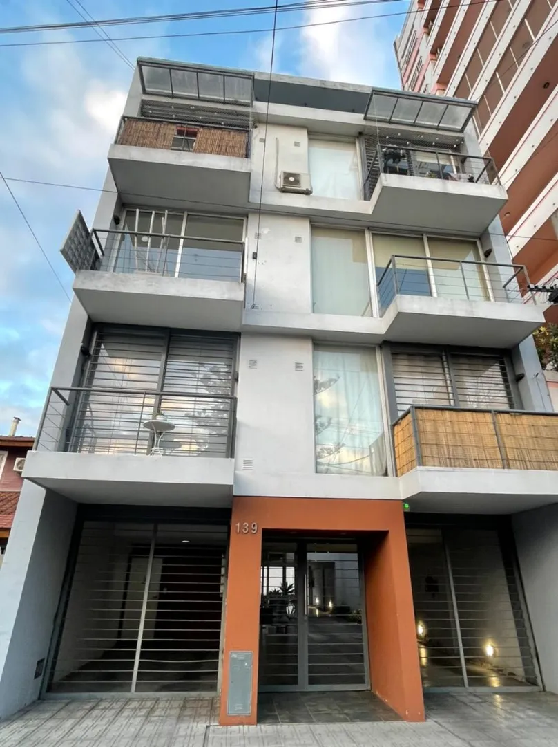 Departamento 2 Ambientes C/cochera Haedo Norte