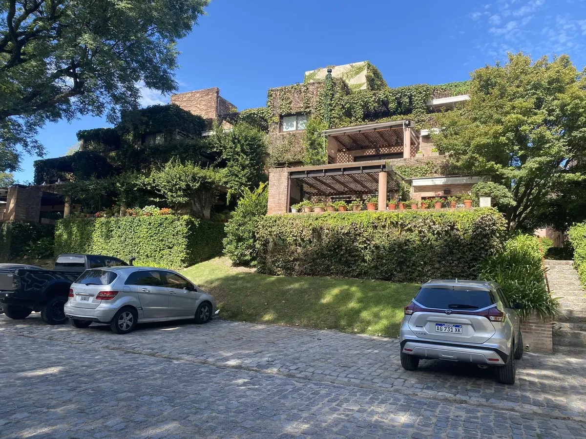 Departamento de 3 dormitorios en suite en San Isidro