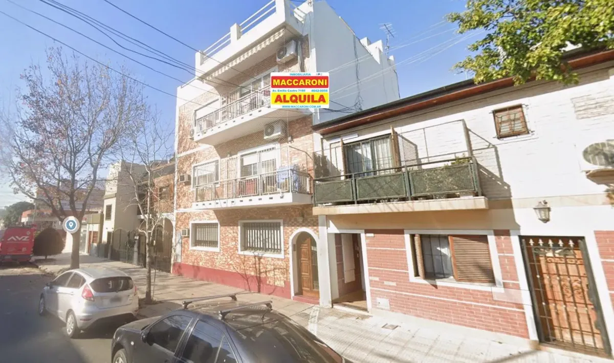 PH com 2 quartos na entrada independente em Liniers