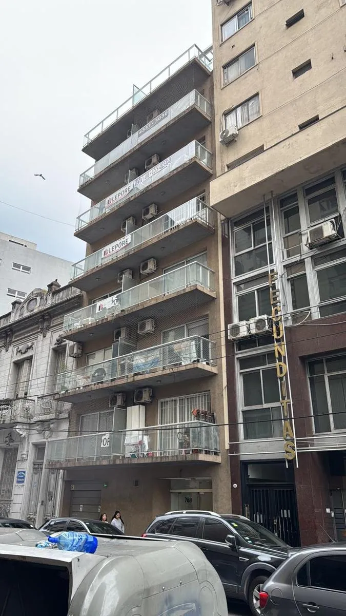 Квартира-студия с балконом-террасой в Barrio Norte