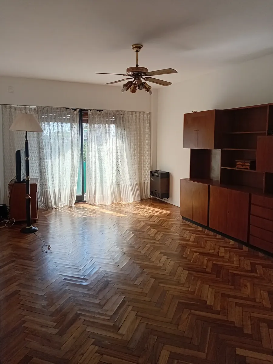 Departamento de 3 ambientes con opción a cochera en Nueva Pompeya