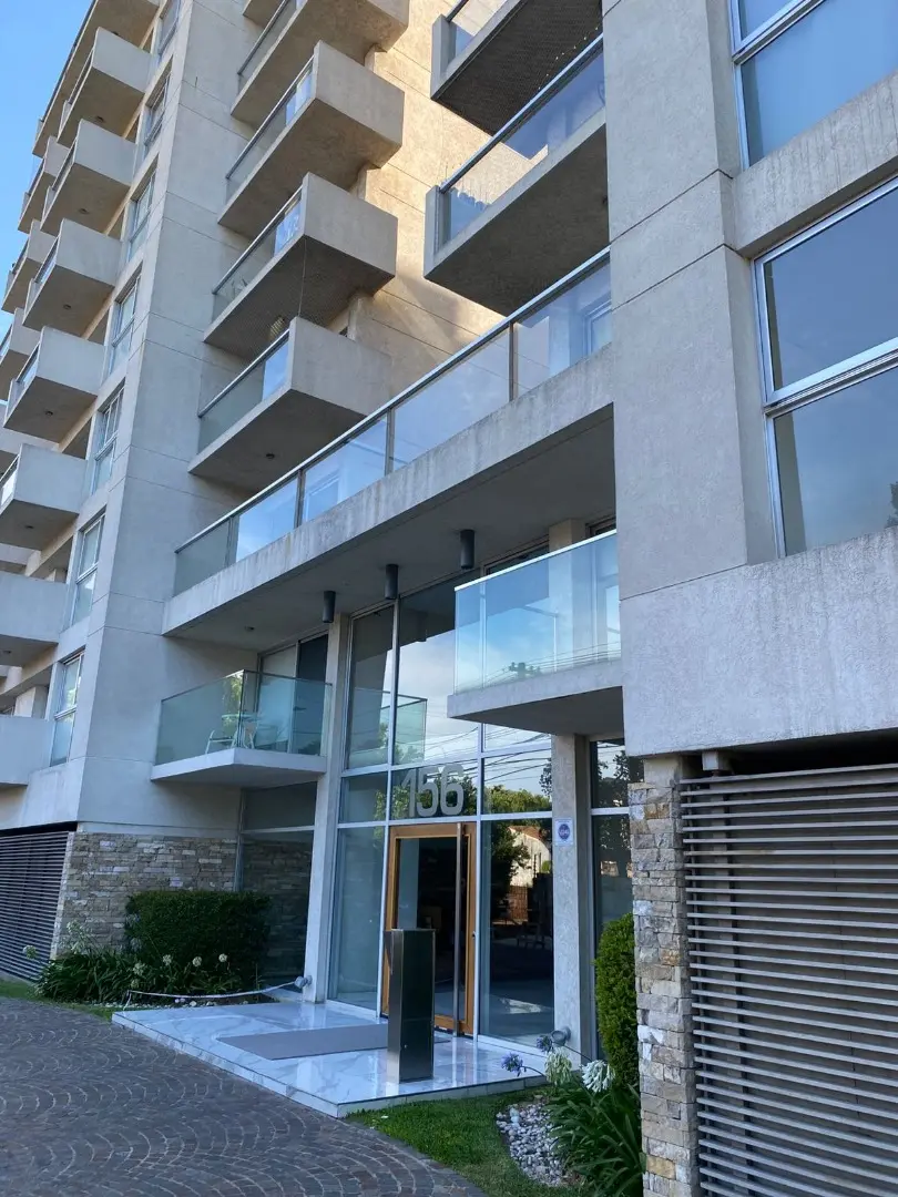 Apartamento de dois ambientes em Ituzaingó Norte