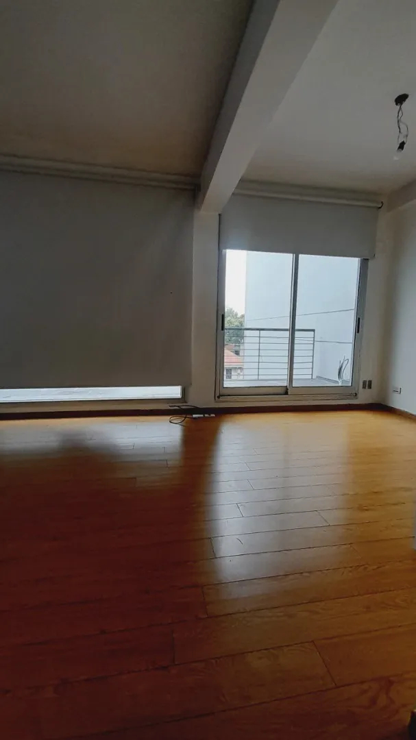 Kitnet com varanda aterrazada e vista panorâmica em Palermo