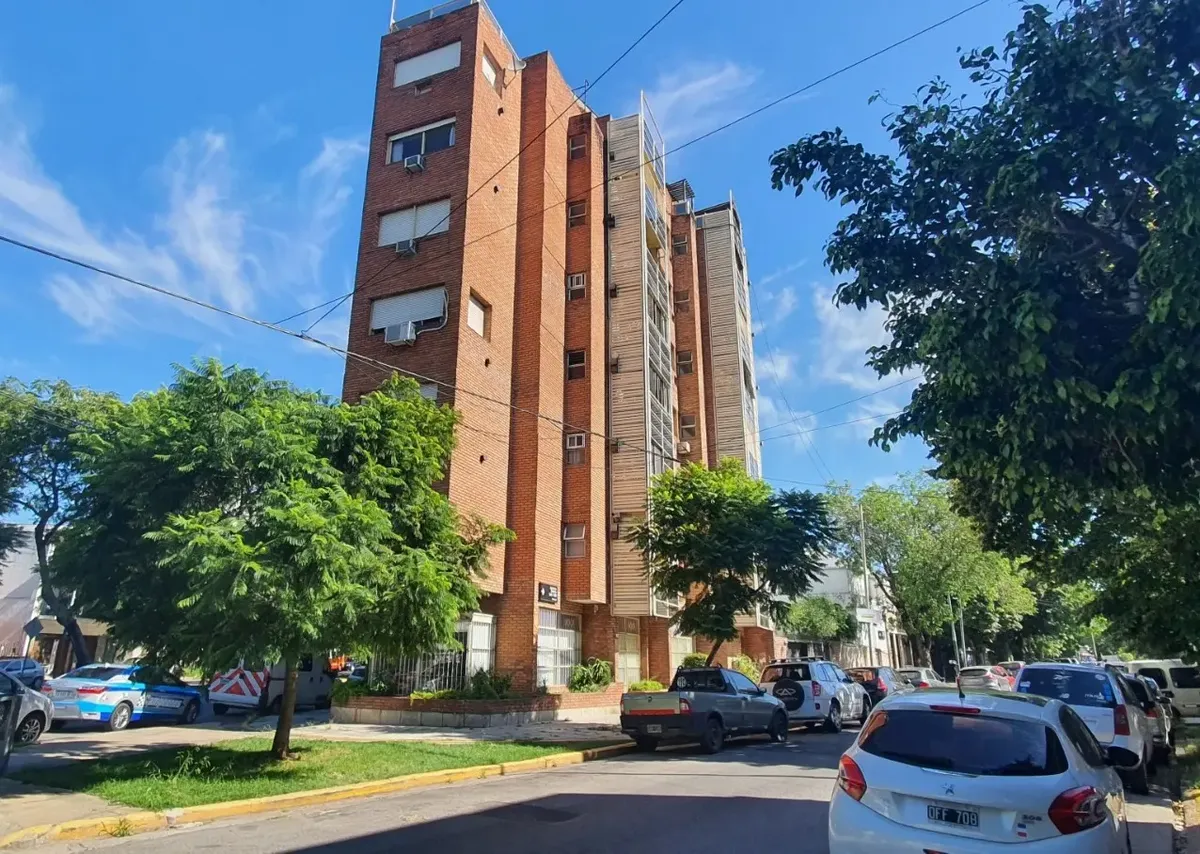 Квартира с 2 спальнями и двумя балконами в Villa Devoto