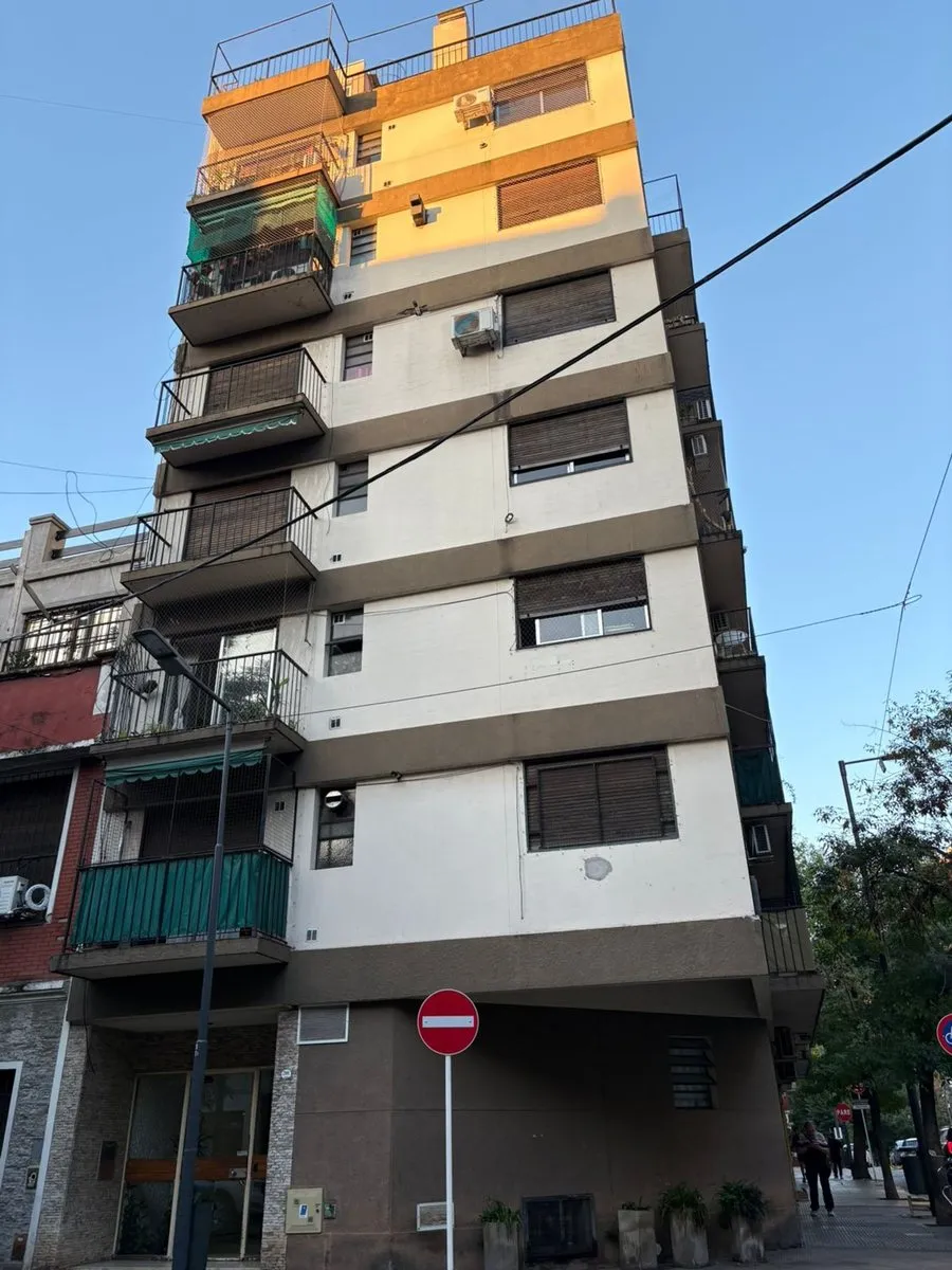 Двухкомнатная квартира с балконом в Núñez