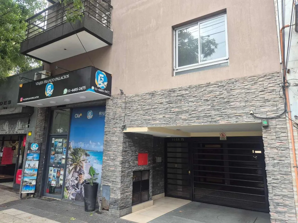 Квартира с 1 спальней в Villa Luro на Rivadavia, 3-й этаж с окнами на улицу