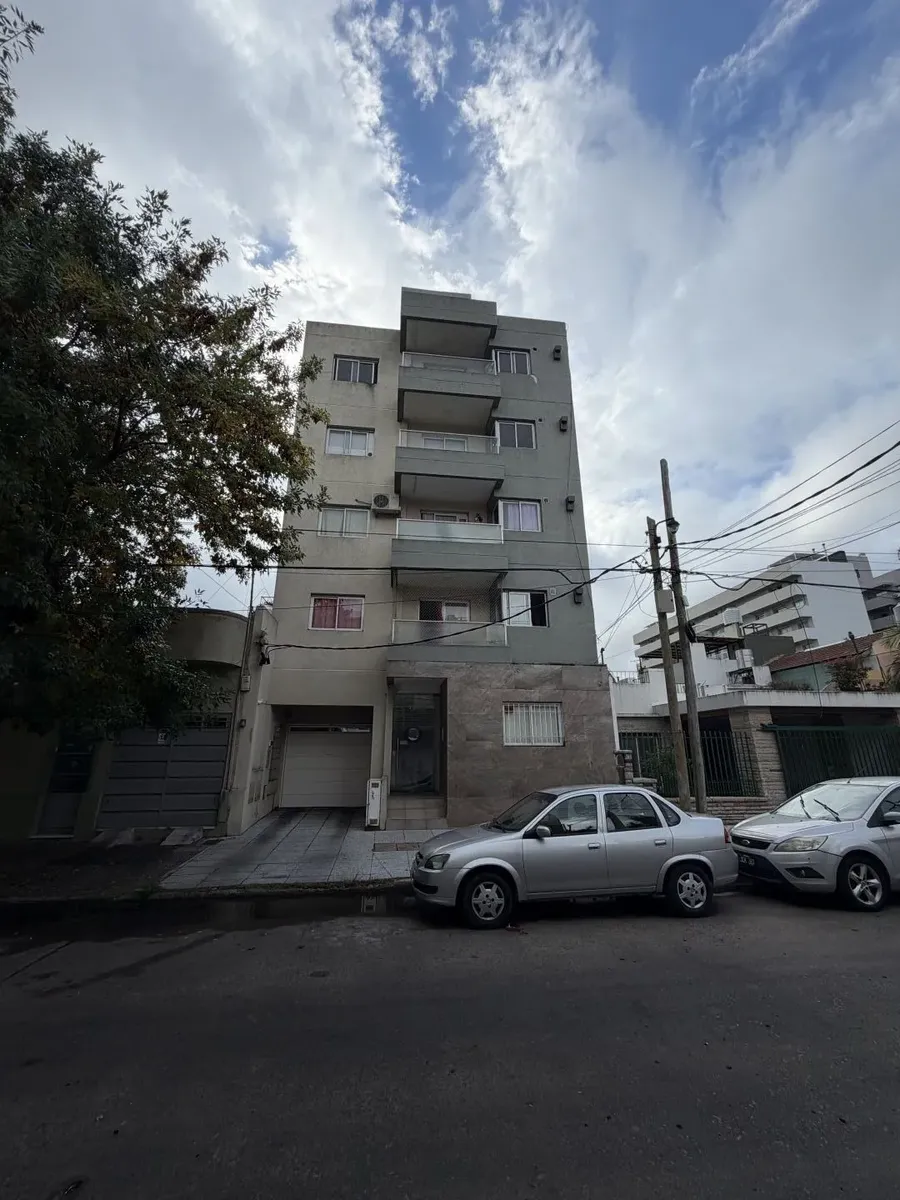 Monoambiente en Santos Lugares, Tres de Febrero