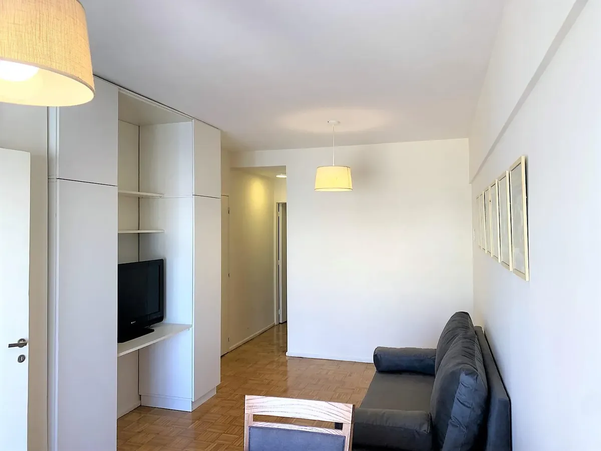 Mobiliado de dois ambientes em Recoleta, com 1 quarto e varanda