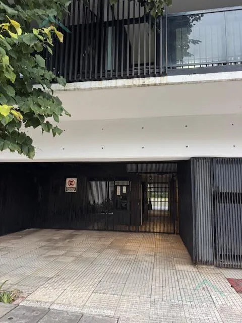 Studio apartment in Belgrano with front balcony