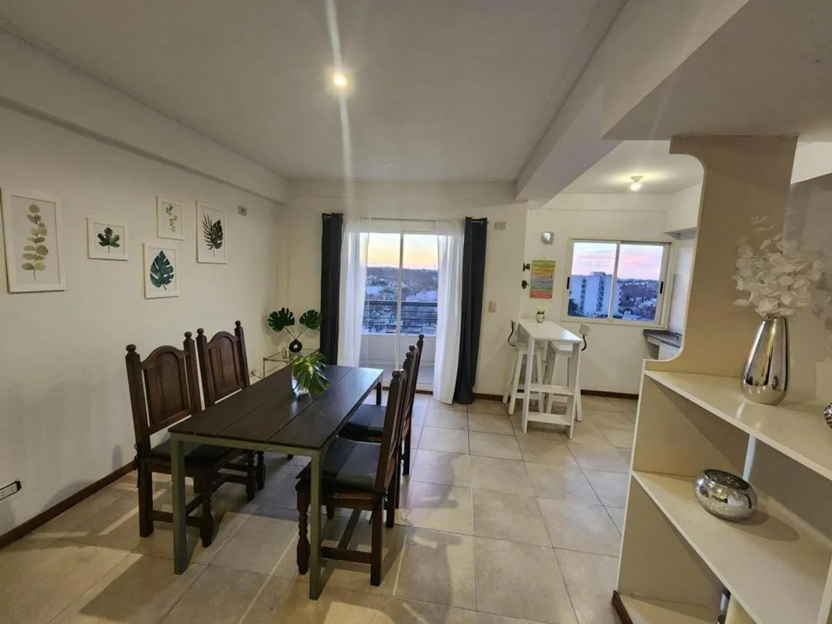 Semipiso amoblado de 3 ambientes con vista en Villa Pueyrredón