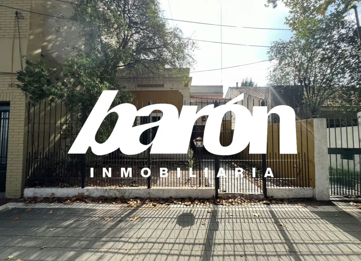 Front-facing 2-room PH with garden in Lomas de Zamora