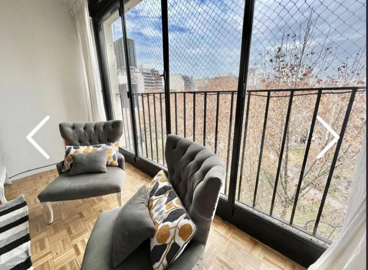 Apartamento de 4 dormitórios mobiliado em Recoleta