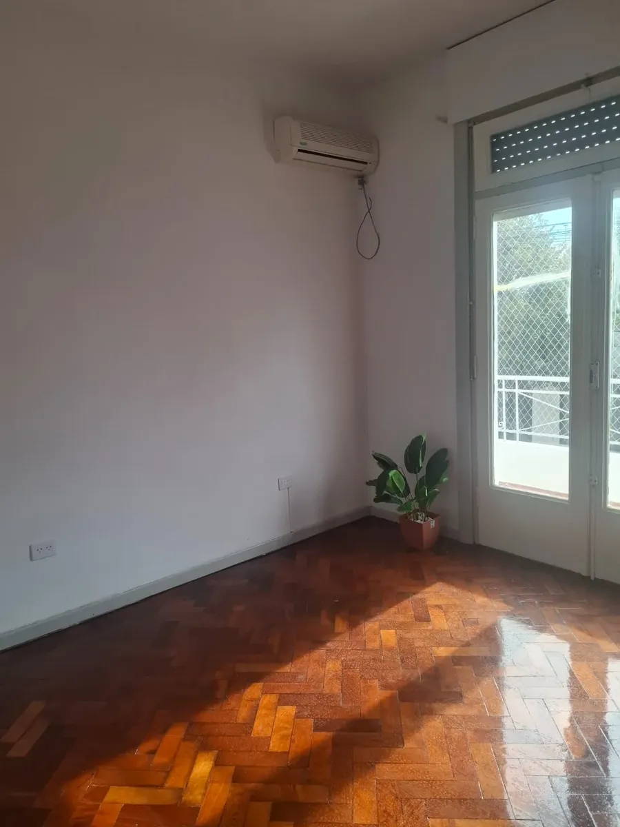 PH recién reacondicionado de 3 ambientes en Villa Pueyrredón