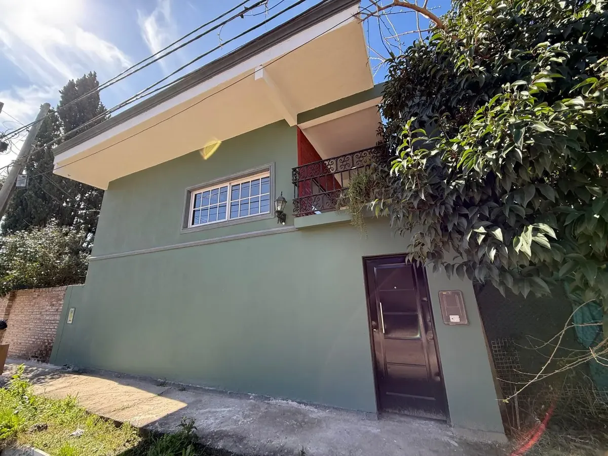 Departamento de 2 ambientes con altillo en José C. Paz