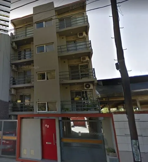 Квартира с 2 спальнями и балконом в Quilmes Este