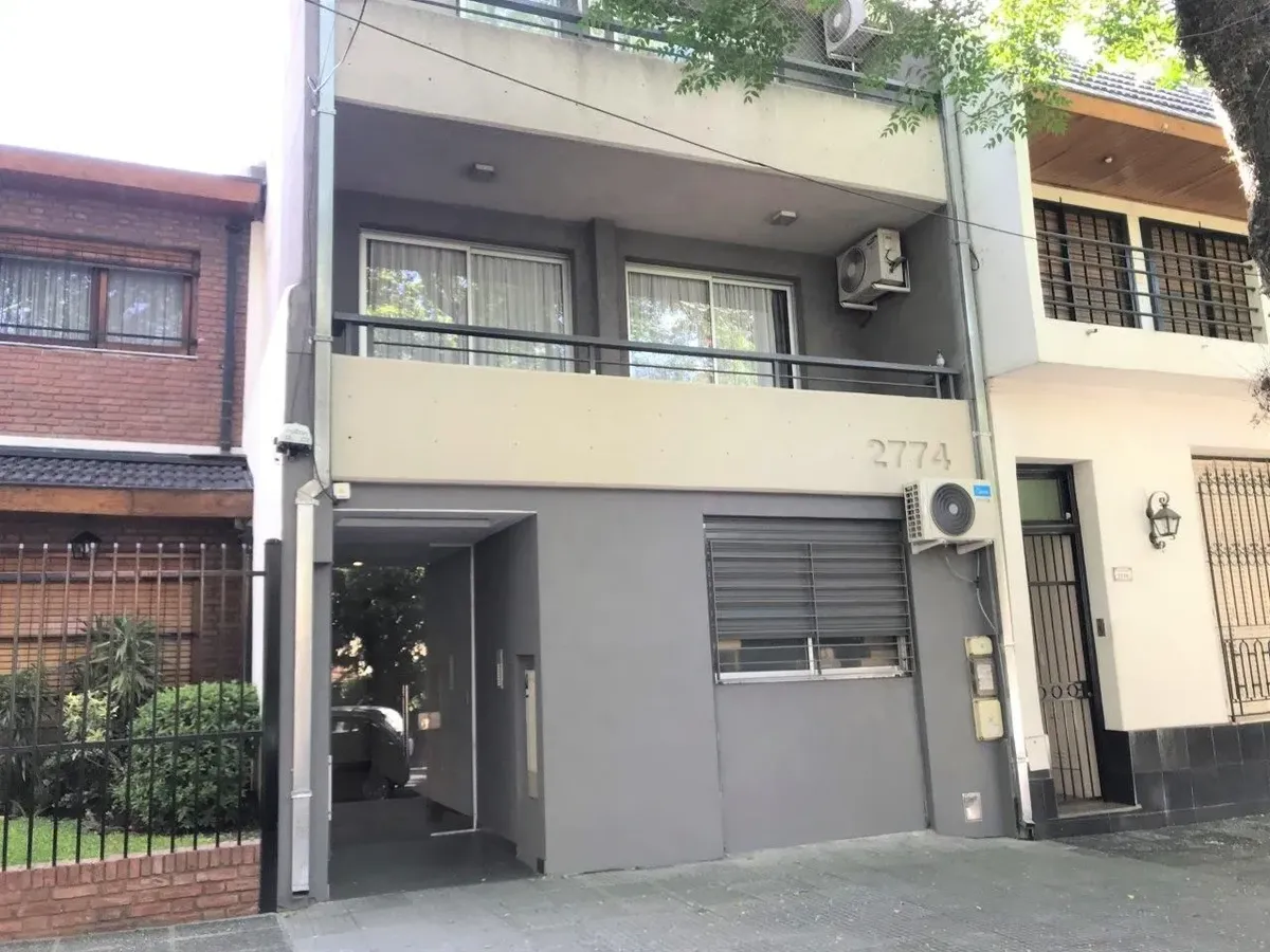 Semipiso de 2 ambientes con balcón en Villa Urquiza