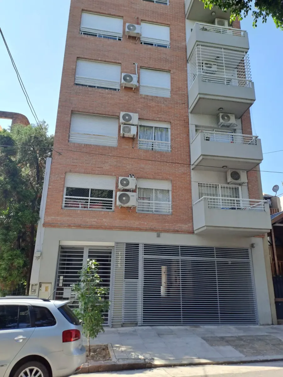 Полуэтажная квартира с 2 спальнями в Caballito