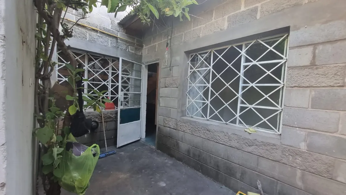 Departamento de 3 ambientes con patio en San Miguel