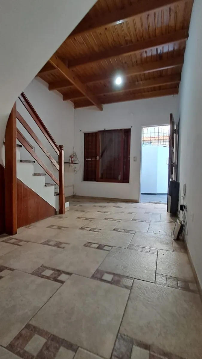 Two-and-a-half-room duplex in Ramos Mejía Sur