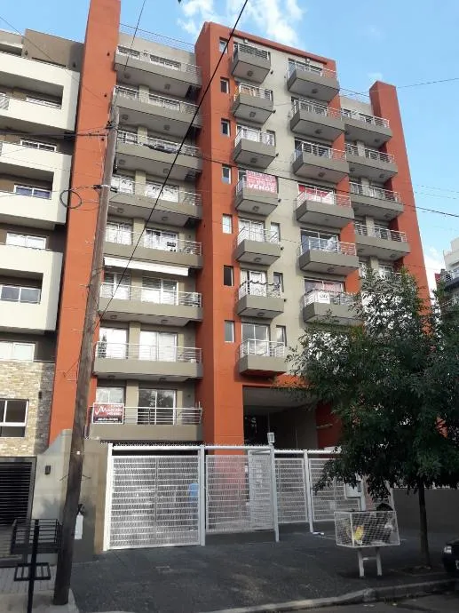 Departamento de 2 ambientes en Morón Sur