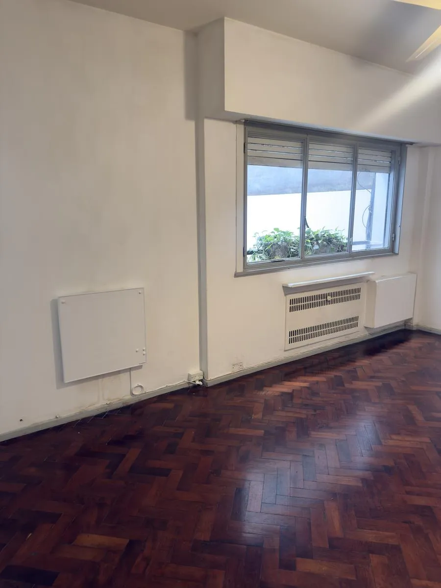 Alquila Departamento Un Dormitorio, Lavalle A Metros De Av. Callao, Barrio San Nicolás