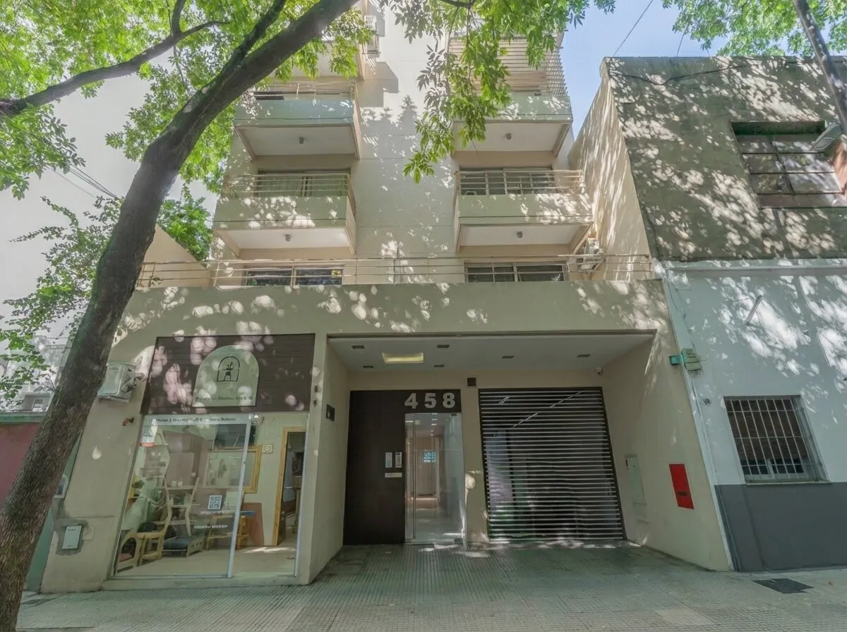 Kitnet mobiliada de estúdio com varanda em Chacarita