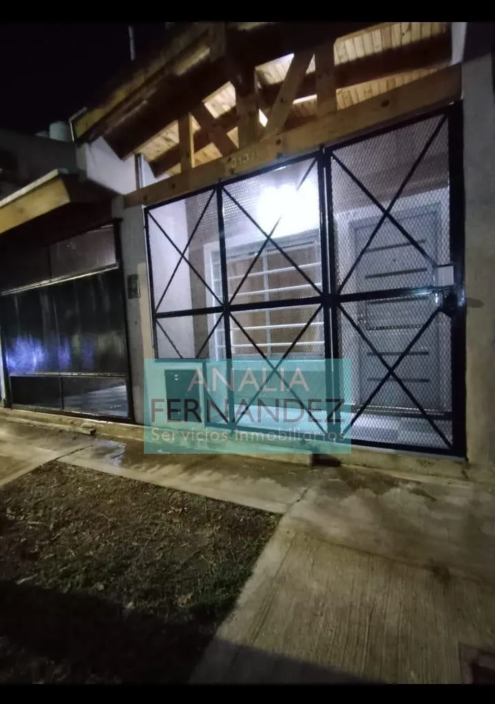 Apartamento duplex de 2 dormitórios em Hurlingham