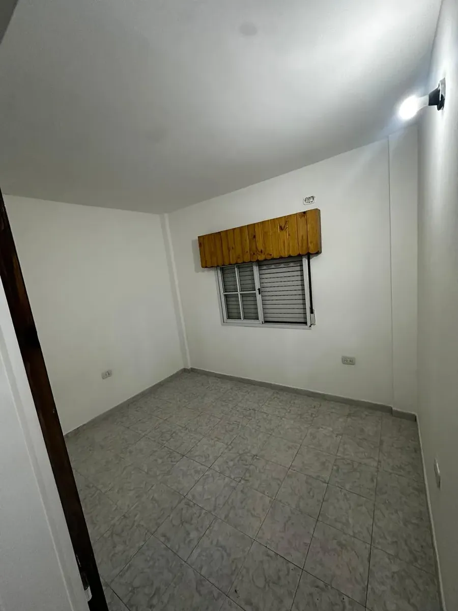 Departamento de 2 ambientes en Lomas de Zamora