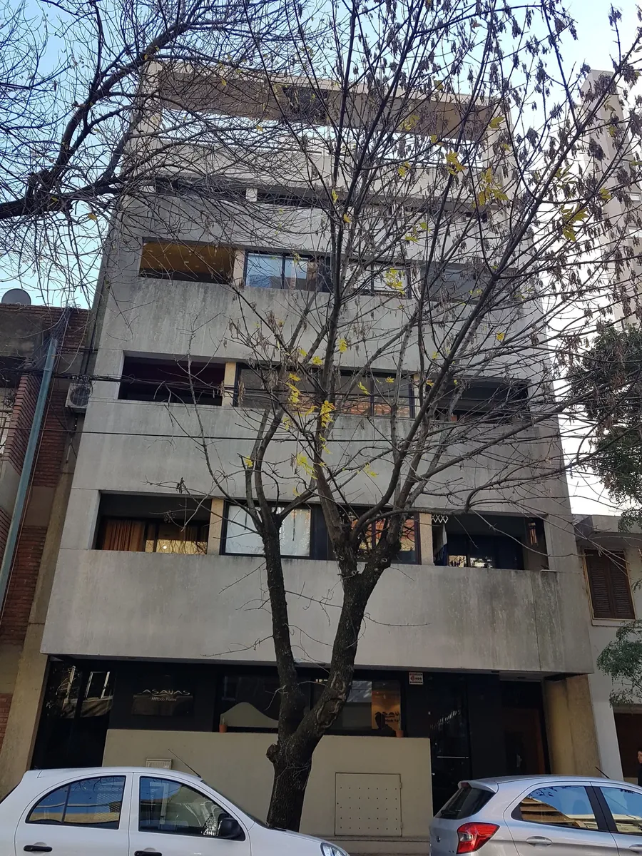 Triplex com 2 dormitórios na região central de La Plata