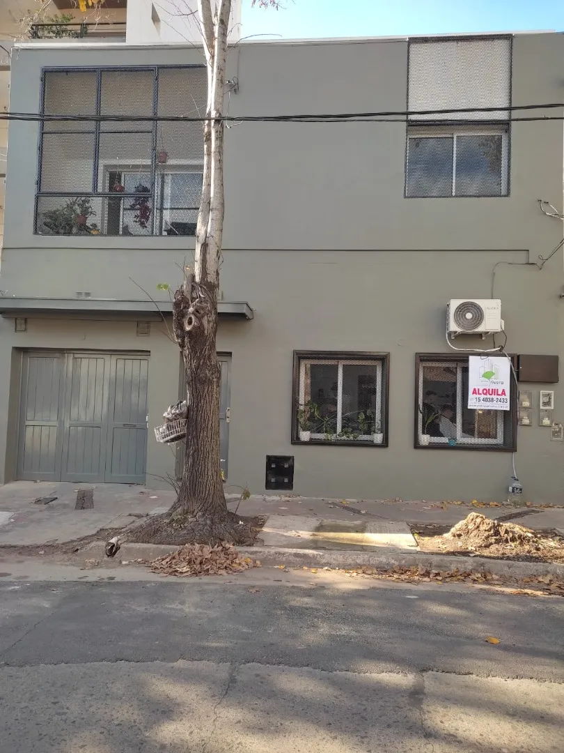 Квартира-студия в Quilmes Este на первом этаже