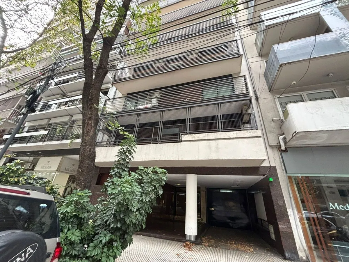 Unfurnished two-room apartment in Recoleta