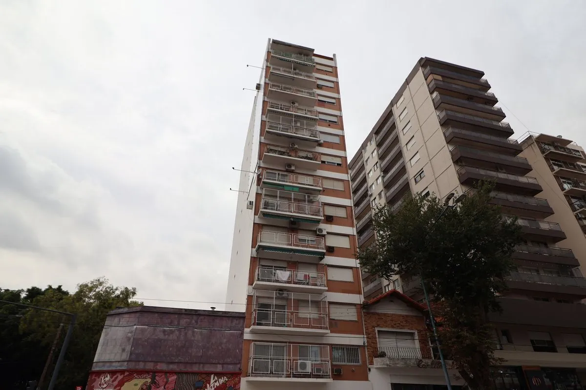 Apartamento de três ambientes para alugar em Olivos