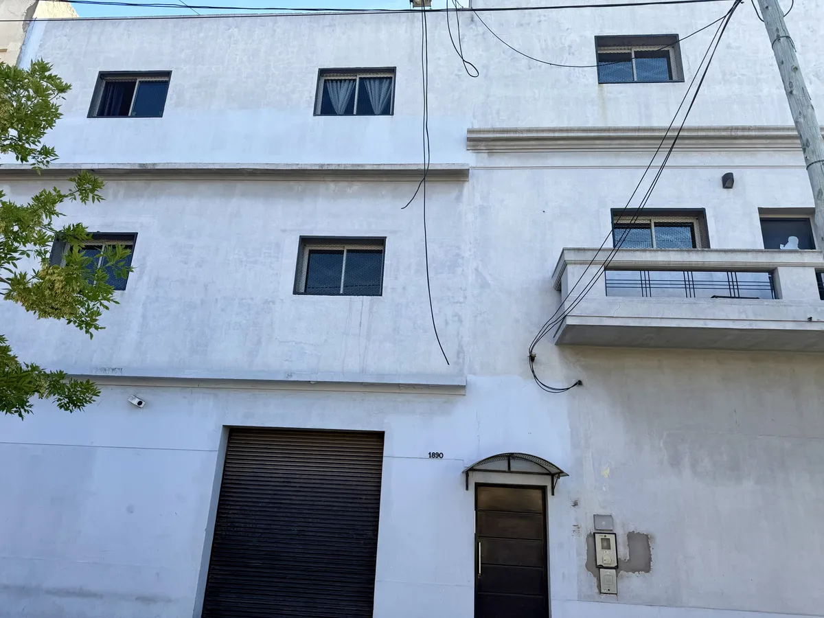 Apartamento de dois dormitórios em Lanús