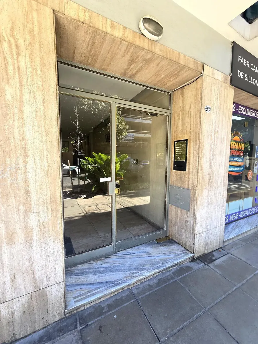 Reciclado two-room apartment with balcony in Villa Urquiza