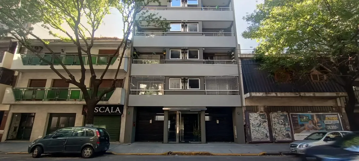 Departamento de 2 ambientes con balcón terraza en Parque Chacabuco