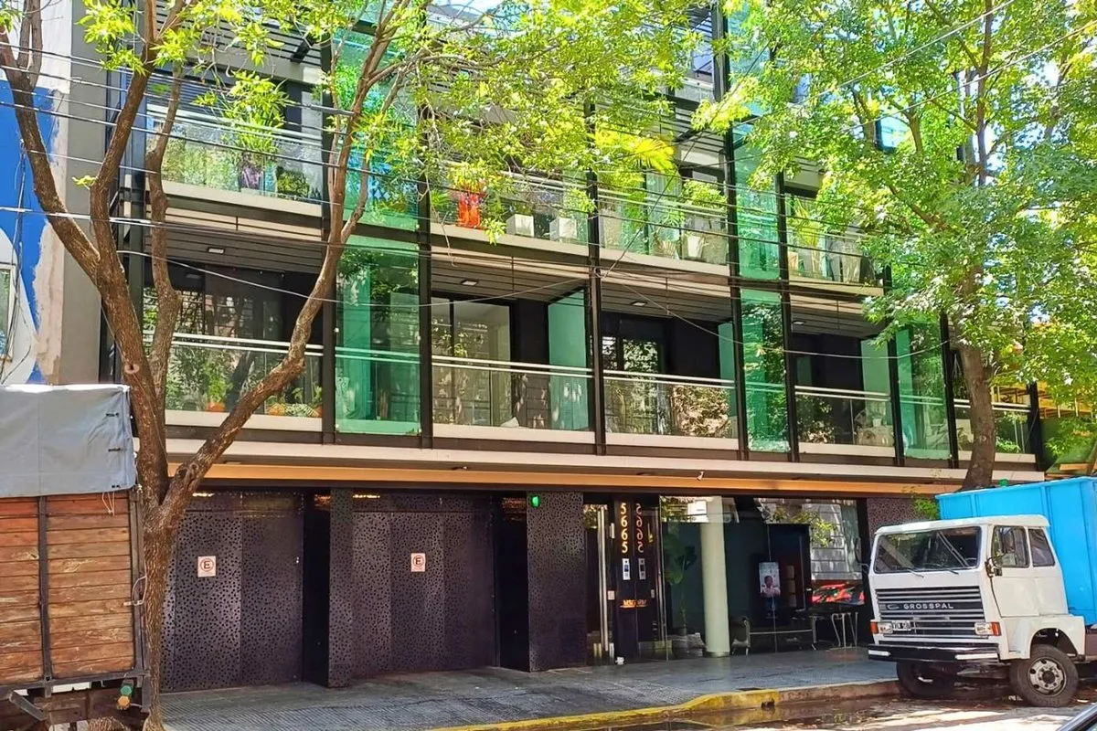 Kitnet novo com varanda em Palermo