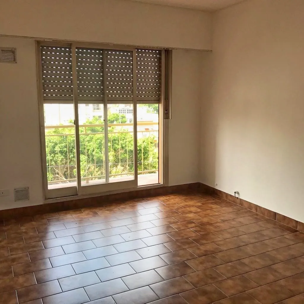 Two-room apartment in Ramos Mejía, La Matanza