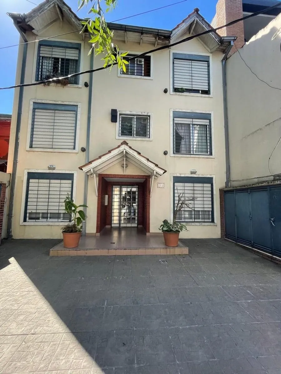 Departamento de 2 ambientes en La Calabria, San Isidro