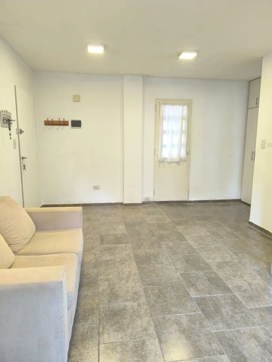 Departamento de 2 ambientes en planta baja en Santos Lugares
